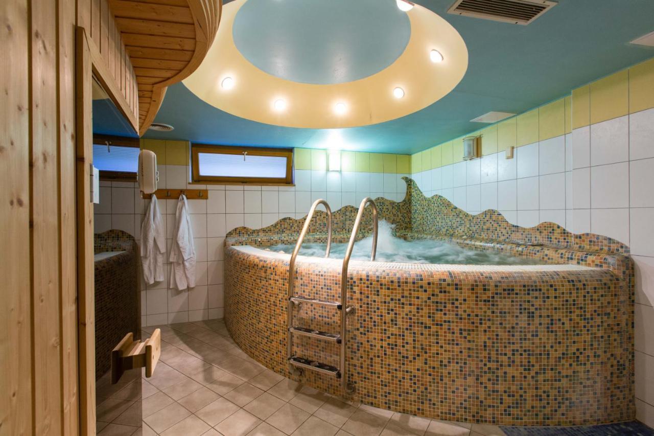 Kehida Termál Resort&Spa Kehidakustány Esterno foto